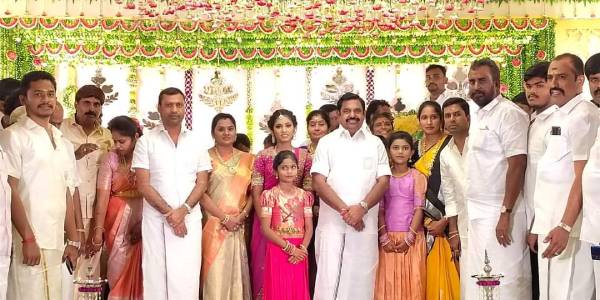 வேலுமணி கோட்டையில் ஓட்டை
