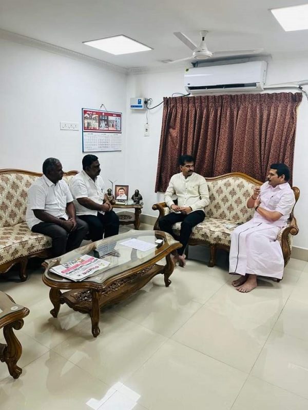 அமைச்சருடன் சந்திப்பு 