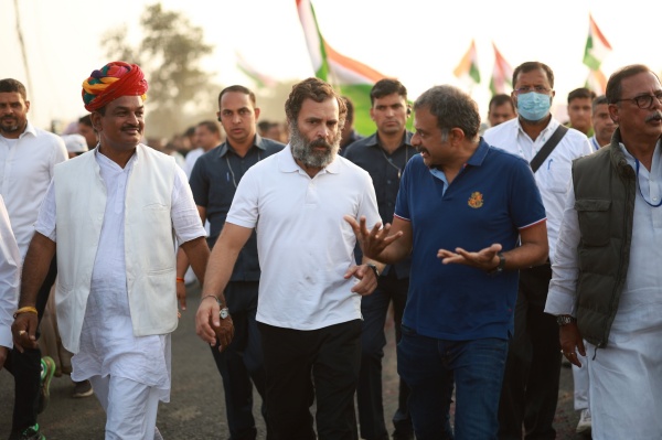 பொதுக்கூட்டம்