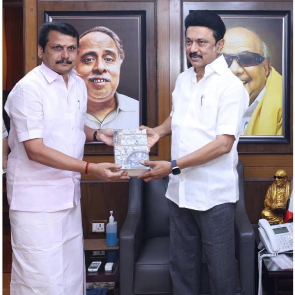 திமுகவே சரியாக இருக்கும் 