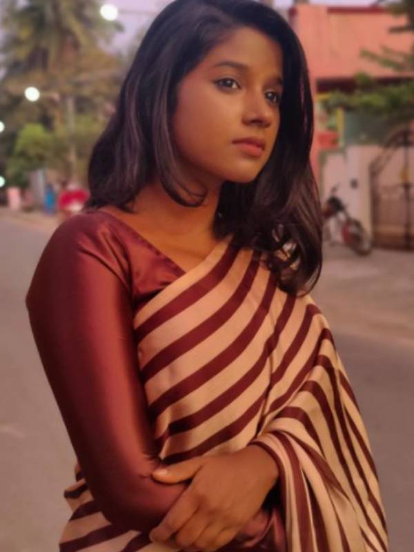  மனதை கவரும் கவிதை 