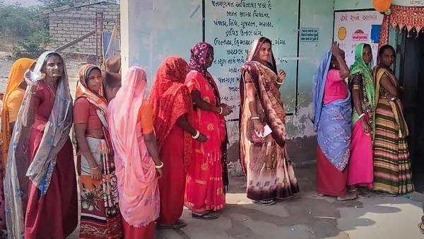 குஜராத் முதற்கட்ட தேர்தல்