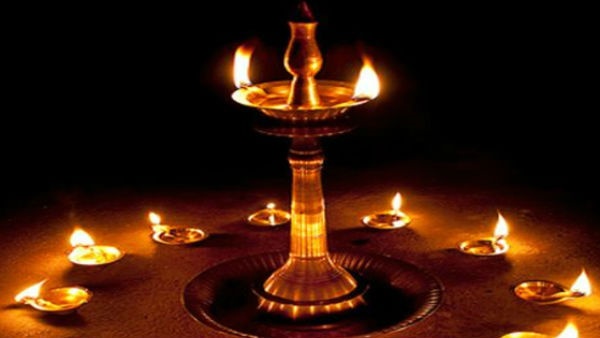 முப்பெரும் தேவியரின் அருள் முப்பெரும் தேவியரின் அருள்