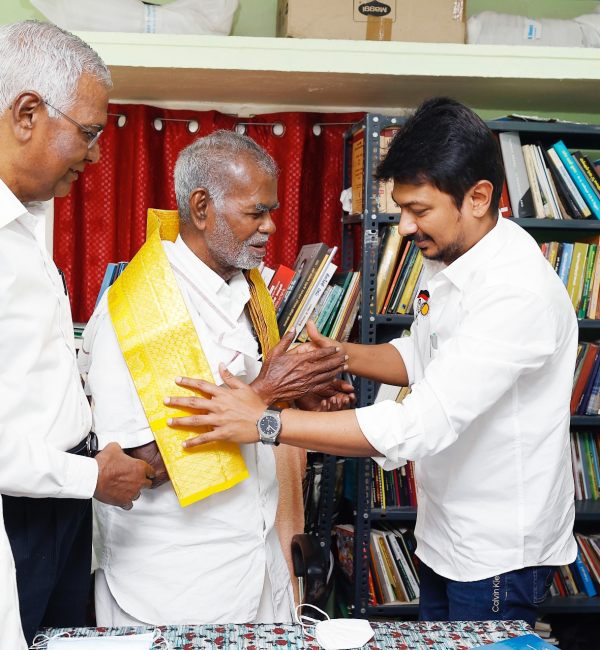  சீனியர்கள் ஆசி