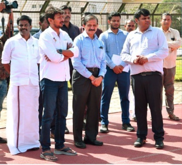 ஆழமாக அப்செர்வ் 