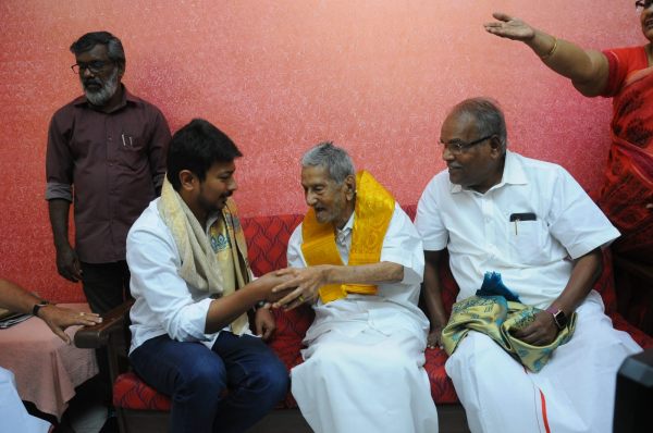இந்திய கம்யூனிஸ்ட் இந்திய கம்யூனிஸ்ட்