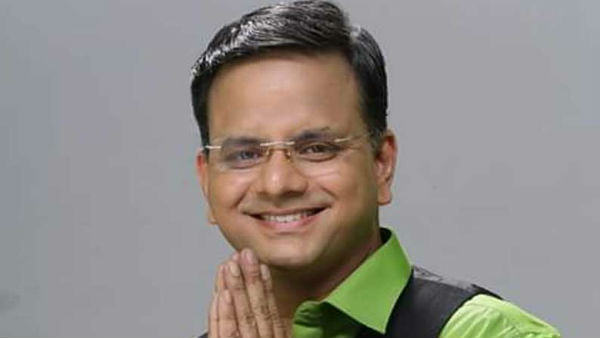 செயல்வீரர் செயல்வீரர்