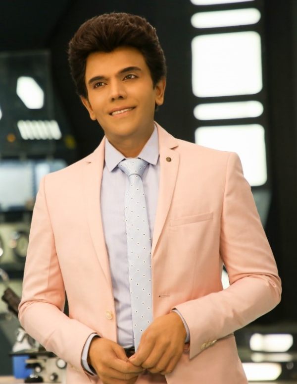 சொந்தக் கட்சி சொந்தக் கட்சி