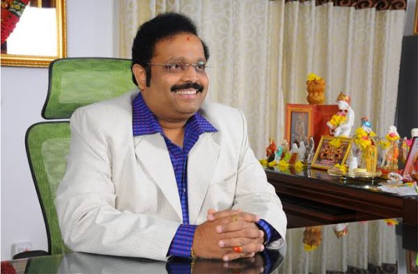 கதிர் ஆனந்த் எம்.பி. 