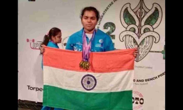 பார்க்காமலேயே போயிட்டாரே 