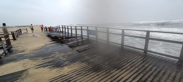 மெரினா கடற்கரை 