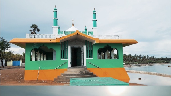 15 செண்ட் நிலம் தானம் 15 செண்ட் நிலம் தானம்