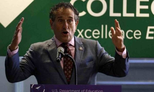  இந்தியா மீது மாறும் பார்வை