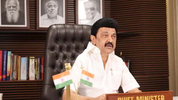 அமைச்சர் vs துறை செயலர் 