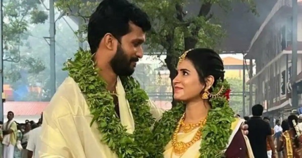 ஹனிமூன் கொண்டாட்டம்