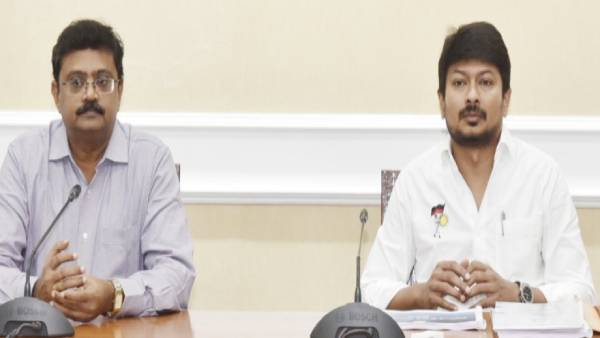 விளக்கம் கேட்ட உதயநிதி 