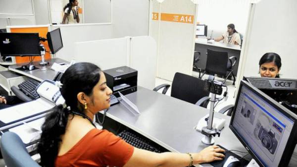  காலியிடங்கள் எவ்வளவு?