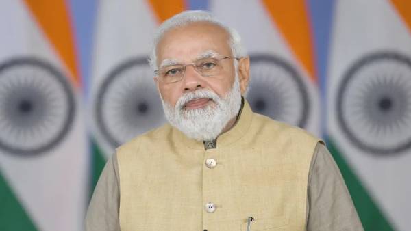 தமிழ் பள்ளியை காப்பாற்ற முடியாத மோடி