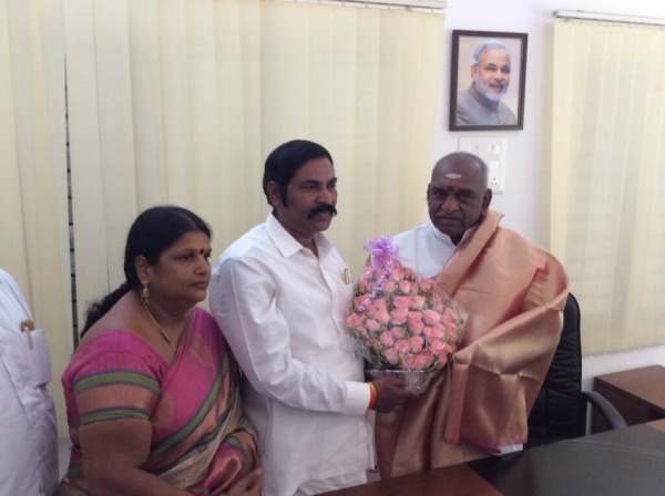  தாய் வீட்டுக்கு