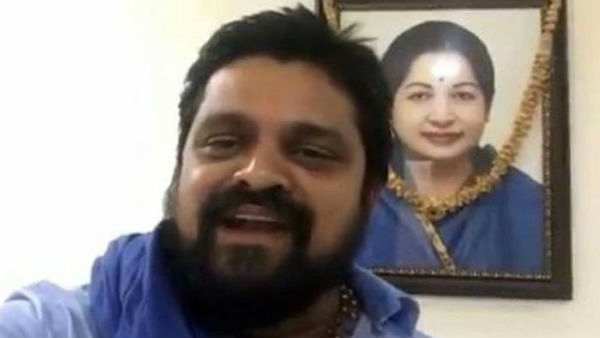 புடவையை உருவிய கும்பல் 