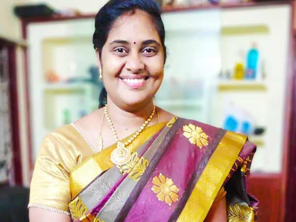 பெண்கள் அரசியலுக்கு 