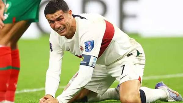 அழுத ரொனால்டோ அழுத ரொனால்டோ