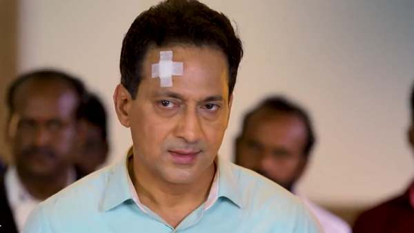 பெற்றோர்களை இழந்த கோபி 