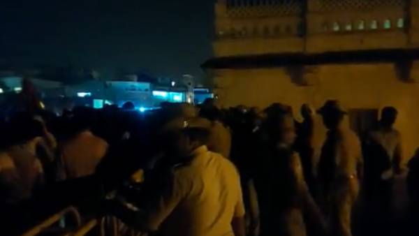 பெரும் பதற்றம்