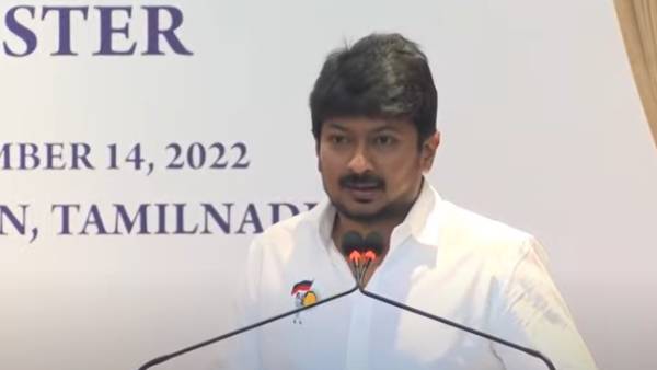 அமைச்சராக பதவியேற்றார்