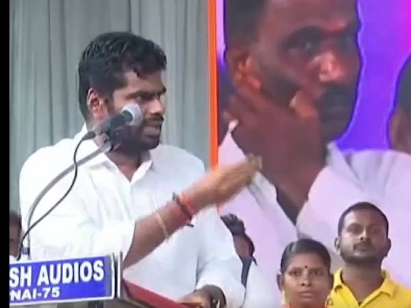 யாரும் செய்யாத ஒன்று யாரும் செய்யாத ஒன்று