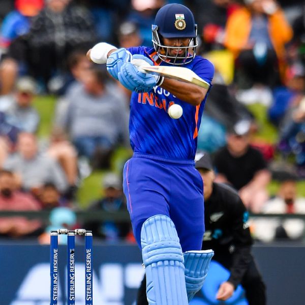 ஓப்பனிங் - யார்? 