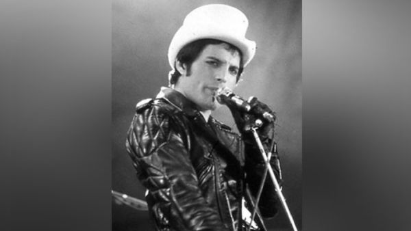 5. கிரெக் லுகேனிஸ் 