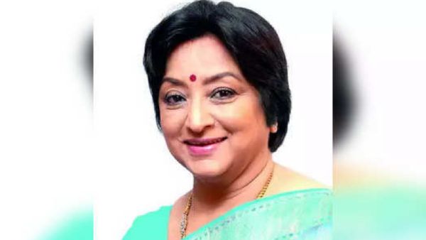  நடிகை லட்சுமி 