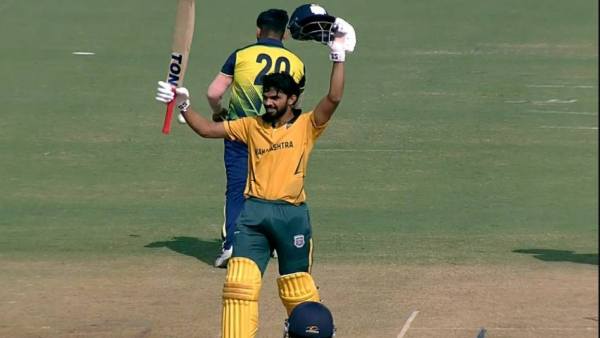 பைனல்ஸ் 