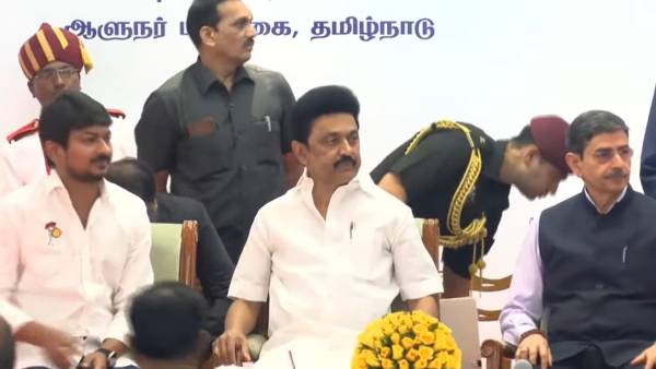  முப்பெரும் துறை அமைச்சர் 