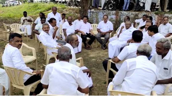 திட்டமிட்டபடி போராட்டம் திட்டமிட்டபடி போராட்டம்