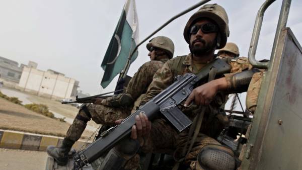  தாக்குதல் 