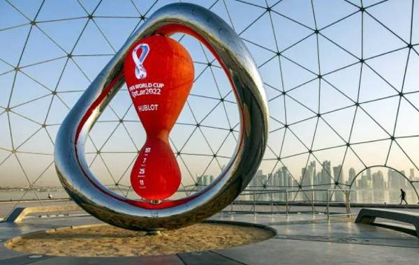 கத்தாரை நேசித்த ரசிகர்கள் 