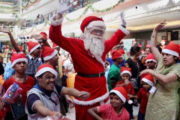 தென்மாவட்டங்களில் கொண்டாட்டம் தென்மாவட்டங்களில் கொண்டாட்டம்