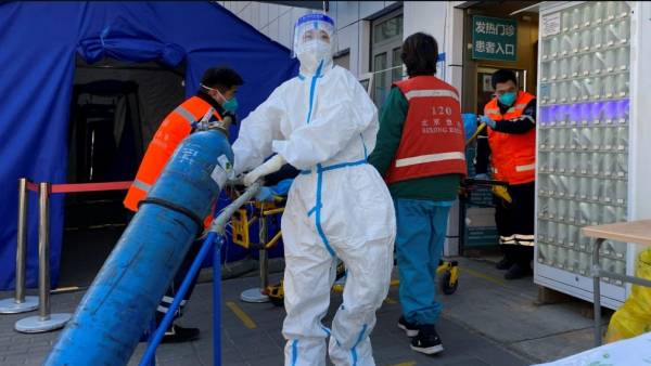 சீனாவில் பரவும் கொரோனா 