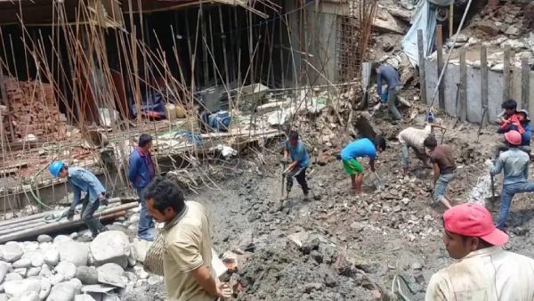 பாதுகாப்பு சுவர் 