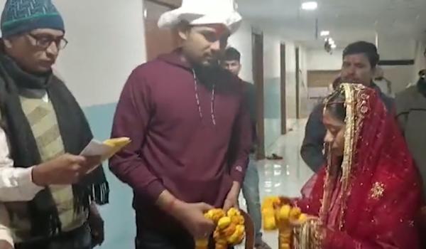  ஐசியு அறையில்