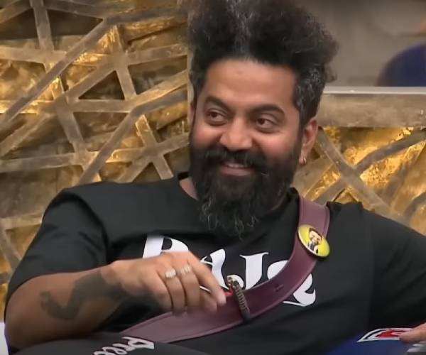 மோதிரத்தால் வந்த பயம் மோதிரத்தால் வந்த பயம்