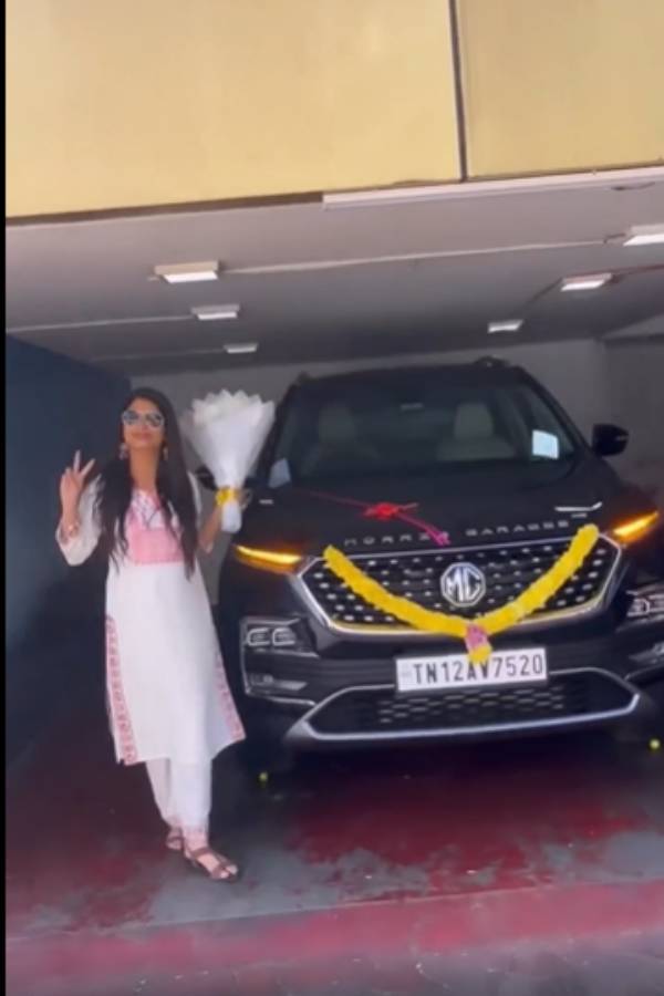 புது கார்