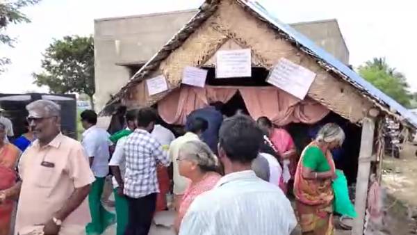 மனநலம் பாதிக்கப்பட்டவர் மனநலம் பாதிக்கப்பட்டவர்