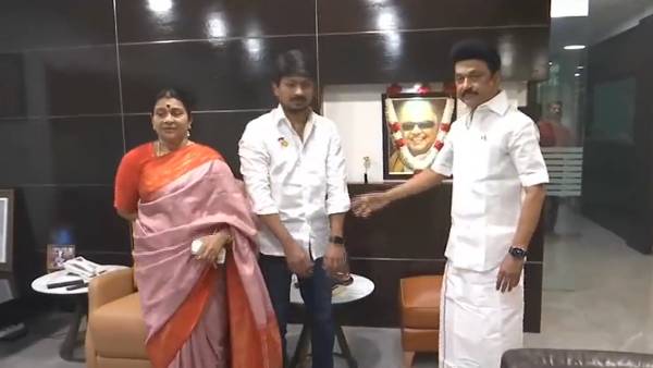 அமைச்சர் பதவி 