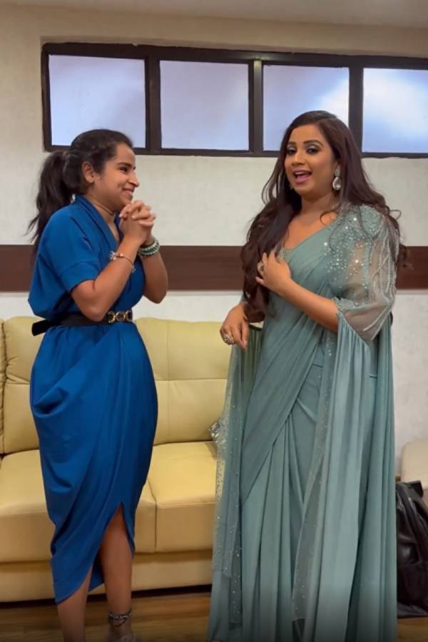 இன்னும் என்ன வேண்டும்