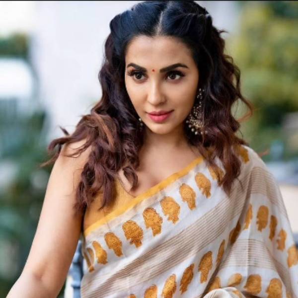  அடுக்குமாடி குடியிருப்பு 