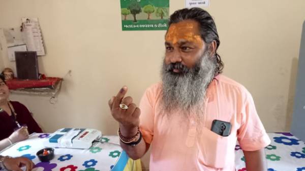 தனி வாக்குச்சாவடி 