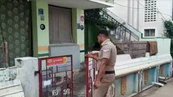 சிபிஐ அதிகாரிகள் ரெய்டு 